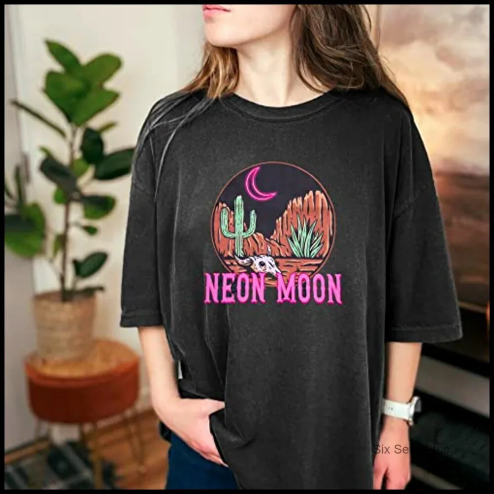 Oversized Retro Western Tee Women's Loose Fit Casual Short Sleeve Cowgirl Top - Picture 3 of 6